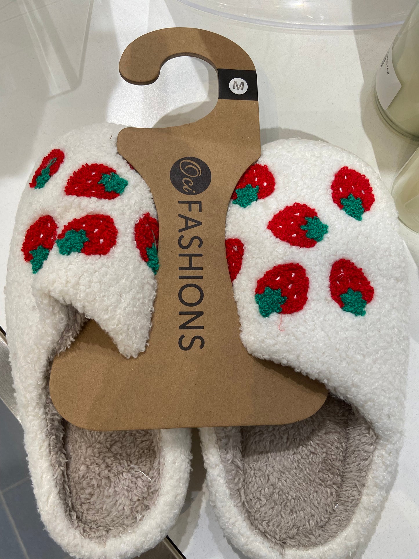 Sherpa Slippers- Strawberry