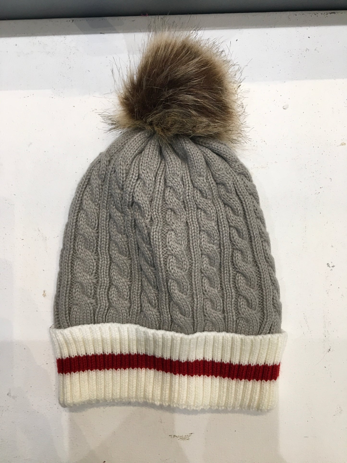 Cabin Knit Pom Touque