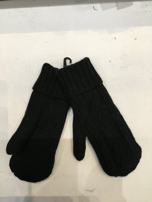 Lennon Mitten