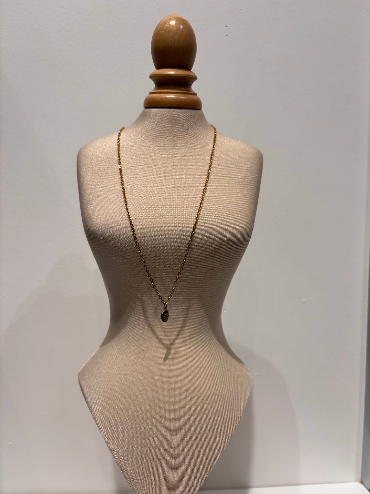 Small Circle with Stone