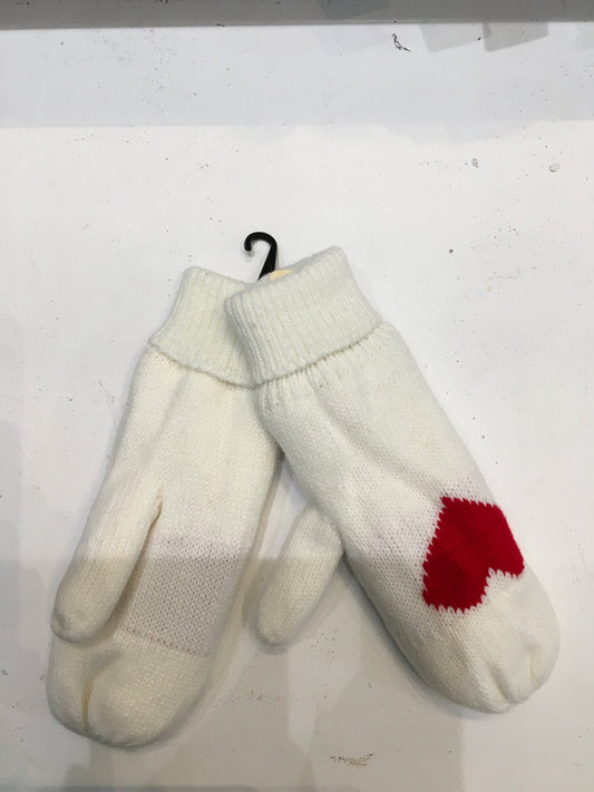 Heart Design Mittens