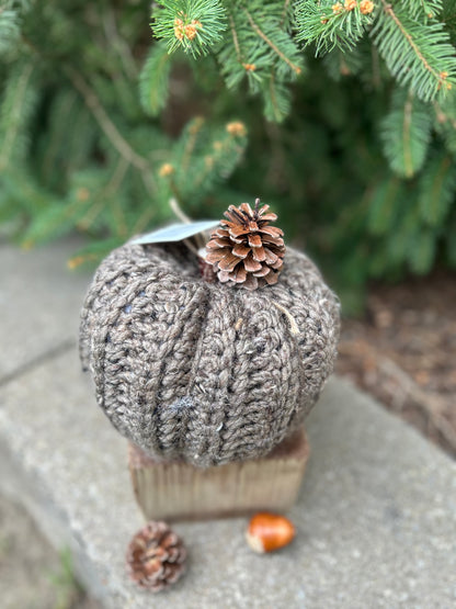 Rustic Pumpkins-Medium